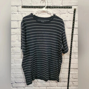 Eddie Bauer crew neck blue and white striped tee Size Large